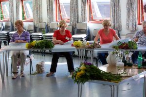 FlowerArranging